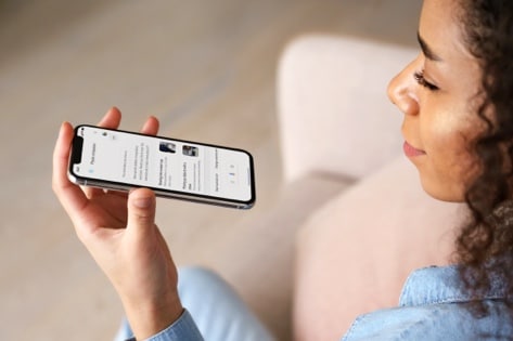 A woman using Voice User Interface