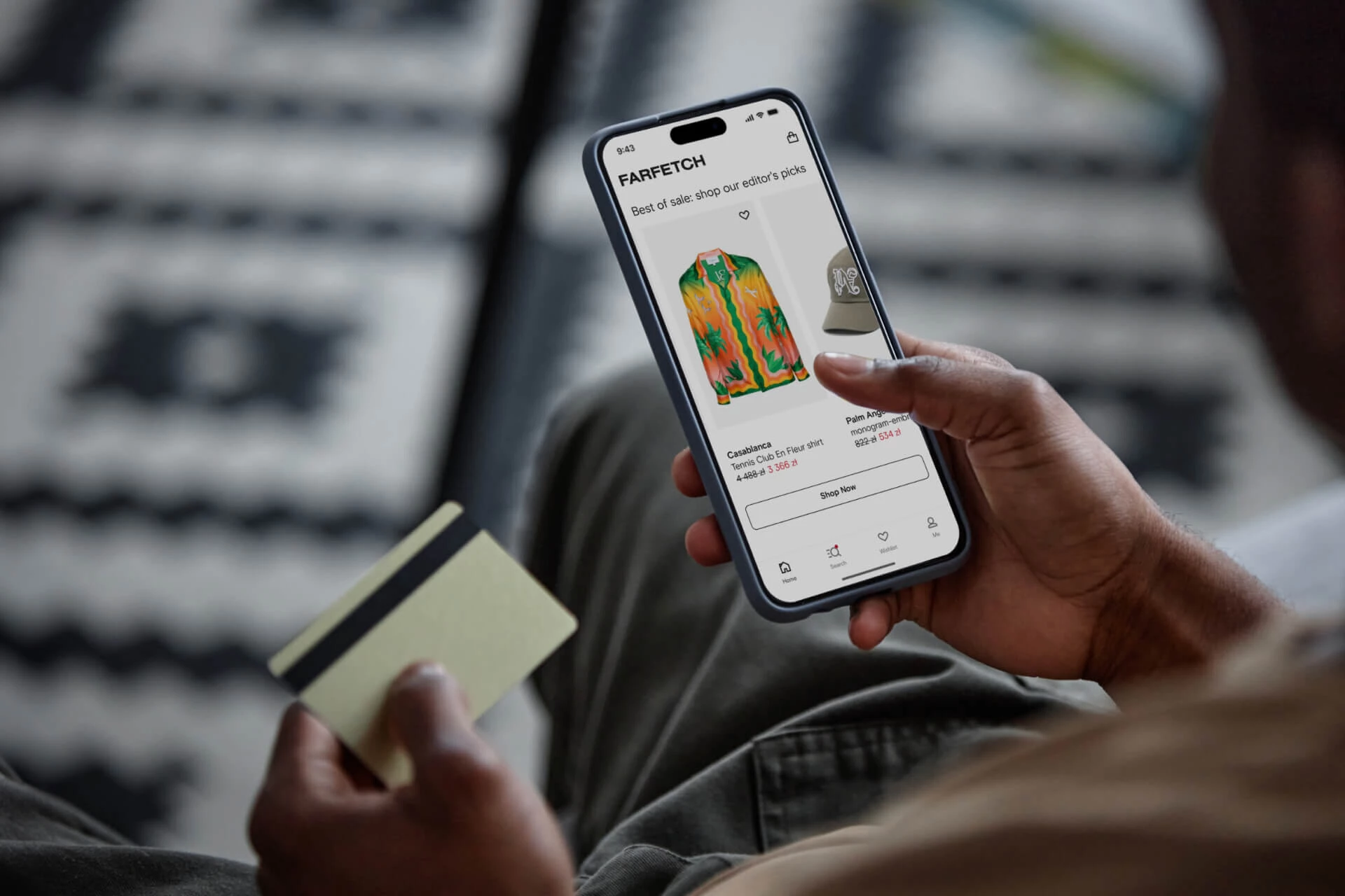Shopping Mall vs Online Shopping Apps: The Changing Face of Modern Retail