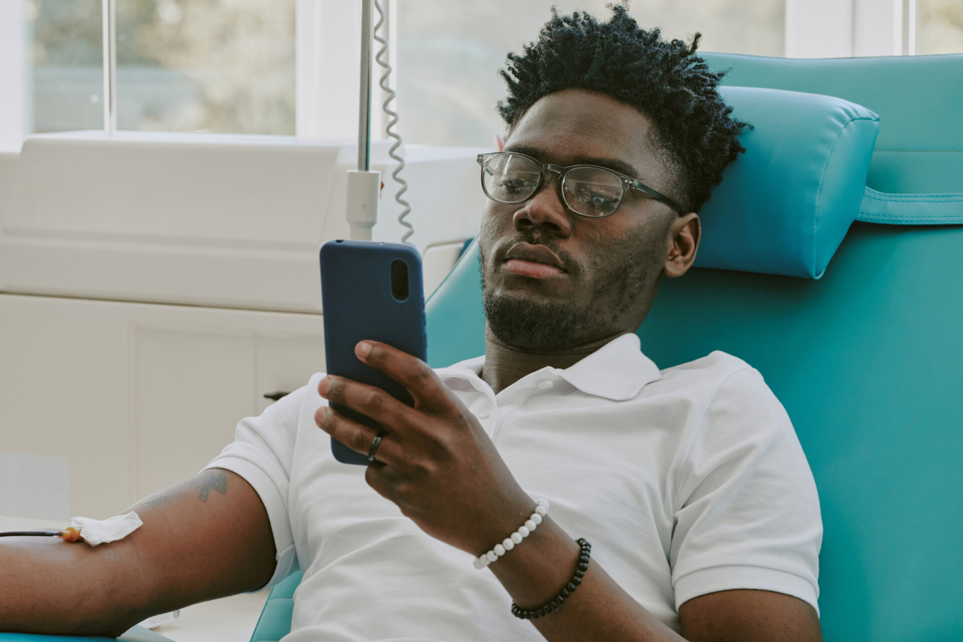 [header] customer experience in healthcare when technology finally learns to care