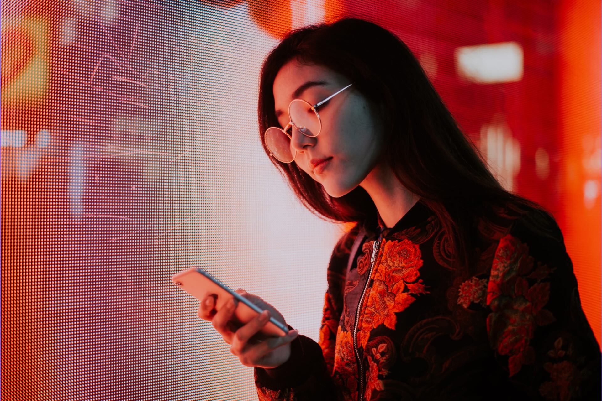 [header] on device ai in mobile apps the impact of enterprise mobile apps on business operations