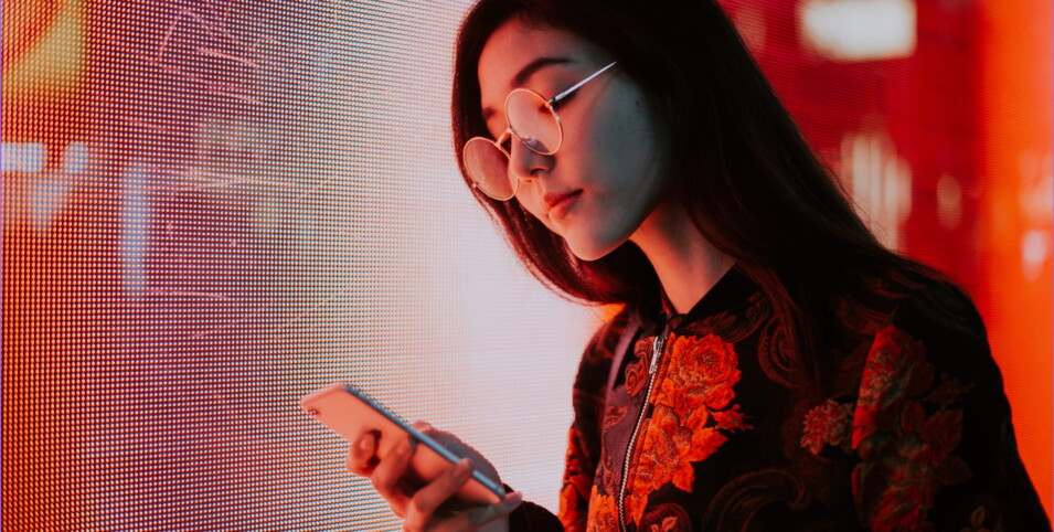 [header] on device ai in mobile apps the impact of enterprise mobile apps on business operations
